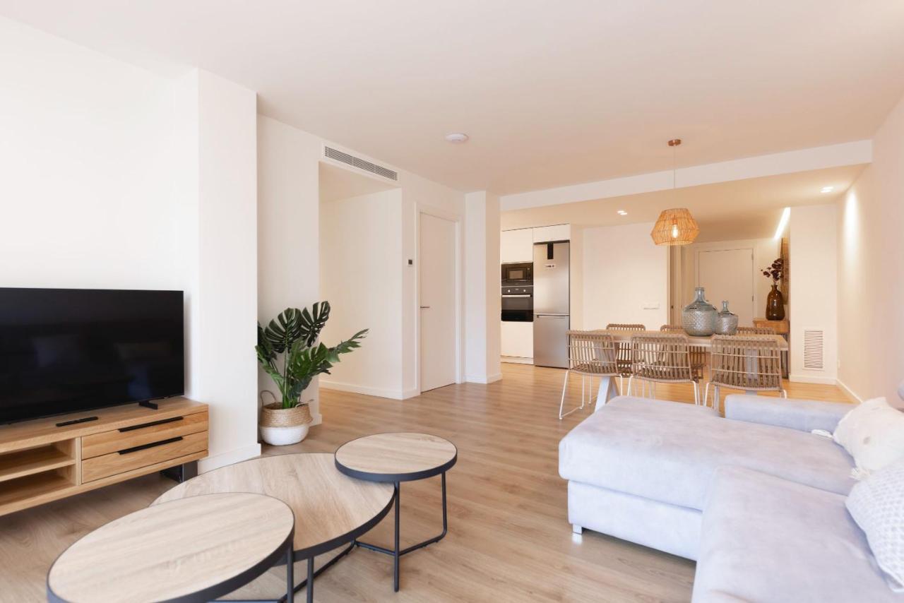 Bravissimo Falco, 3 Bedrooms And Balcony Херона Екстериор снимка