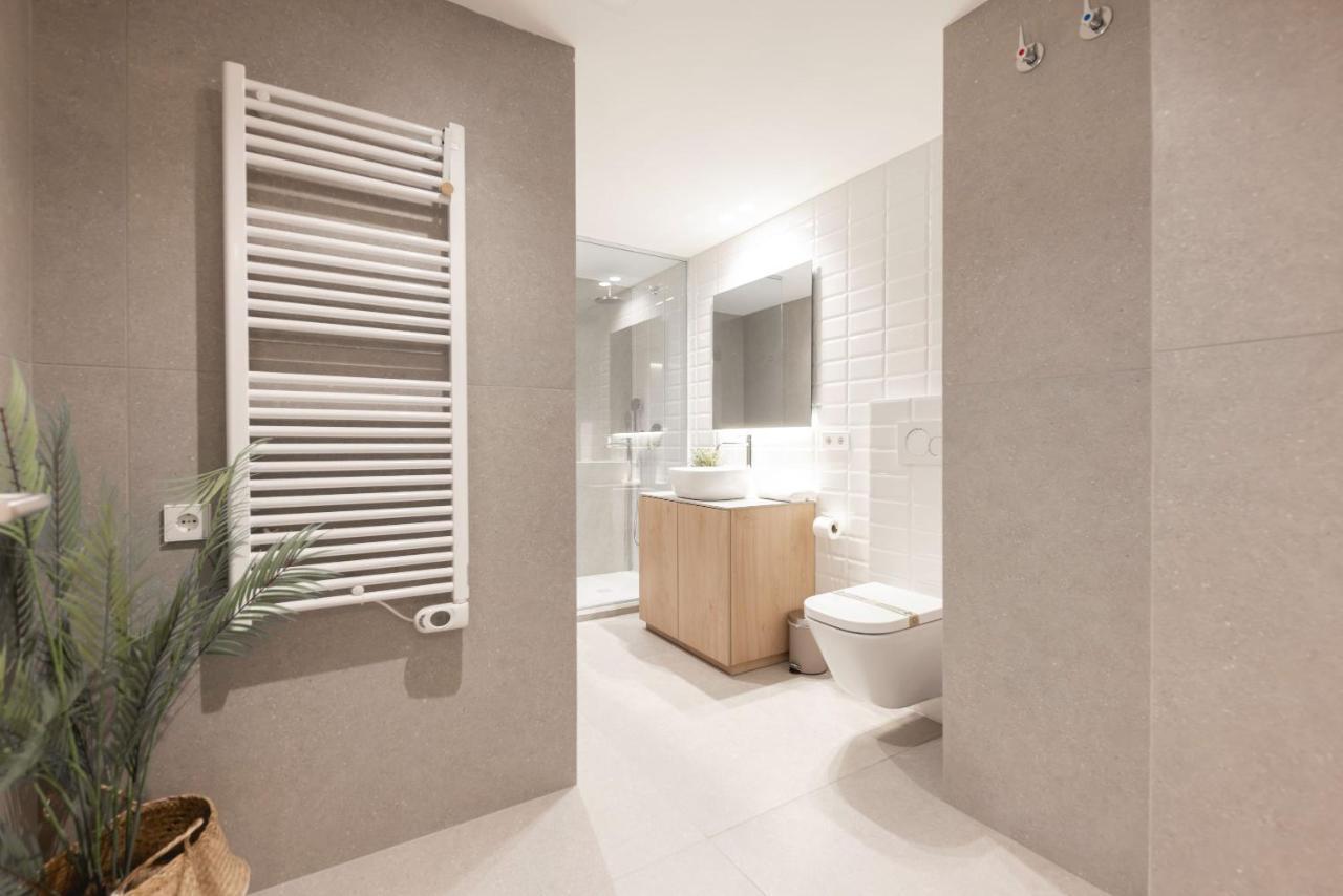 Bravissimo Falco, 3 Bedrooms And Balcony Херона Екстериор снимка